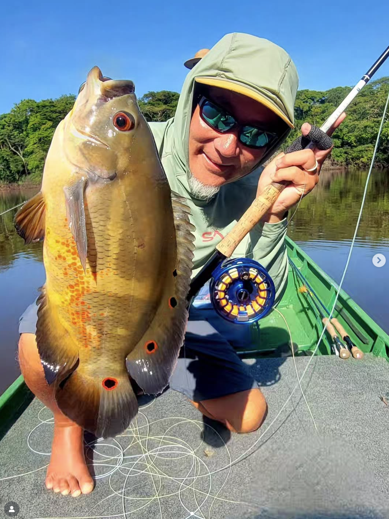 Read more about the article Glenn Ueda > Club Presentations > Chrome Spots and Fangs (Exotics)